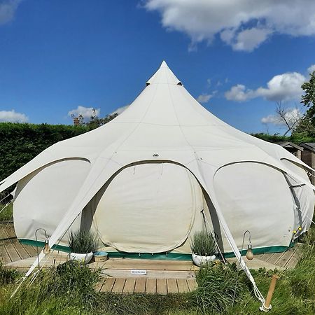 Wild Retreat 호텔 Cawston 외부 사진